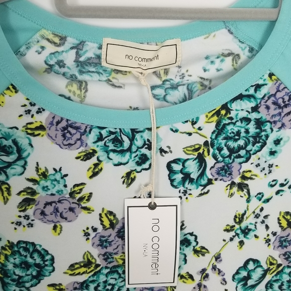 🎀NWT No comment floral top. - Picture 4 of 6